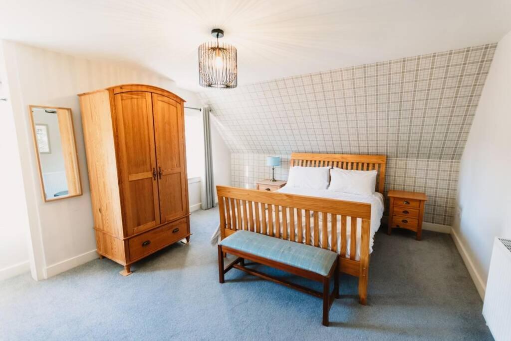 Factors House - A Comfy Cottage In Countryside Park With Wifi And Access To Bar And Pool Perth Esterno foto