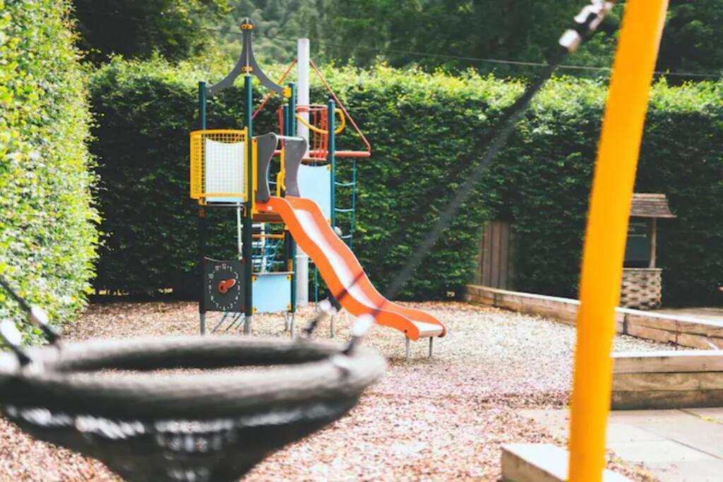 Factors House - A Comfy Cottage In Countryside Park With Wifi And Access To Bar And Pool Perth Esterno foto