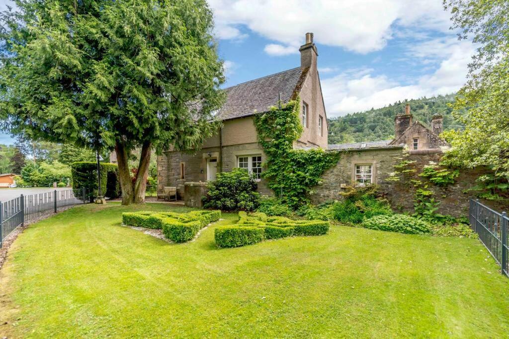Factors House - A Comfy Cottage In Countryside Park With Wifi And Access To Bar And Pool Perth Esterno foto