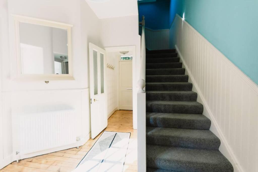 Factors House - A Comfy Cottage In Countryside Park With Wifi And Access To Bar And Pool Perth Esterno foto